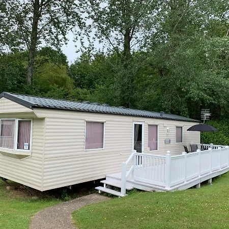 Lower Hyde Caravan Shanklin Exterior photo
